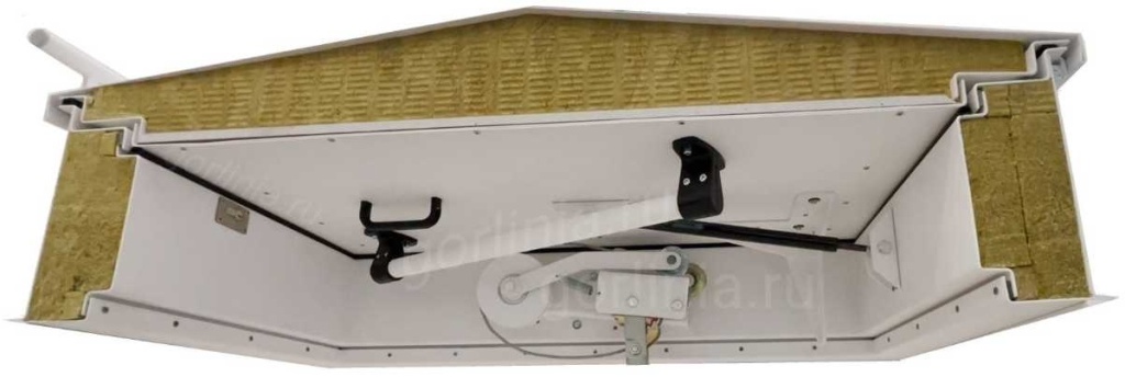 Небоскреб общий вид в разрезе Люк выхода на кровлю Небоскреб общий вид в разрезе крышка с противопожарной минеральной ватой, огнеупорным ГКЛ, поручнем.